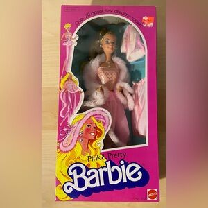 Rare Vintage Pink & Pretty Barbie (3554)